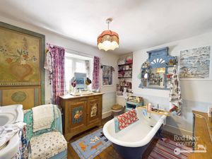 Bathroom- click for photo gallery